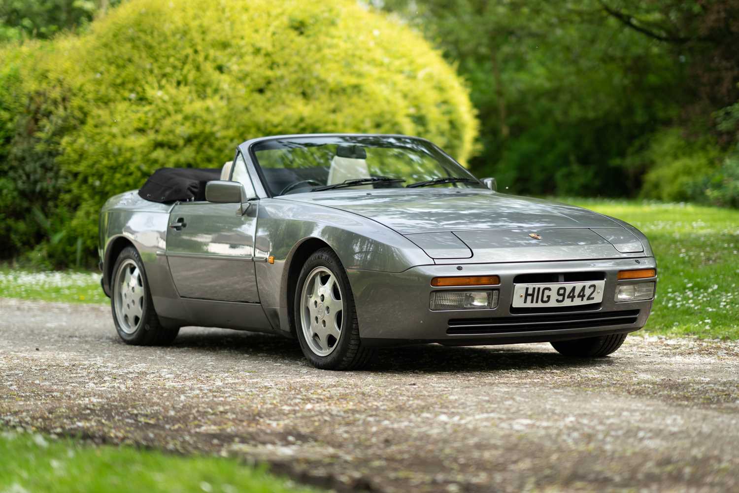Lot 92 - 1990 Porsche 944 S2 Cabriolet