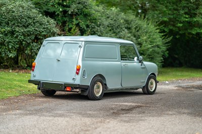Lot 49 - 1984 Mini 95 Van