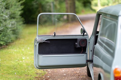 Lot 49 - 1984 Mini 95 Van