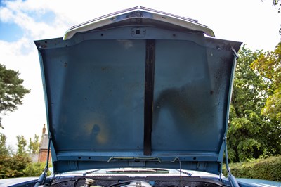 Lot 18 - 1971 Mercedes Benz 220