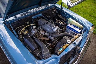 Lot 18 - 1971 Mercedes Benz 220