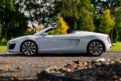 Lot 36 - 2010 Audi R8 Spyder V8