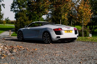 Lot 36 - 2010 Audi R8 Spyder V8