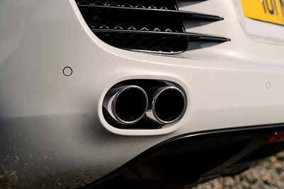 Lot 36 - 2010 Audi R8 Spyder V8