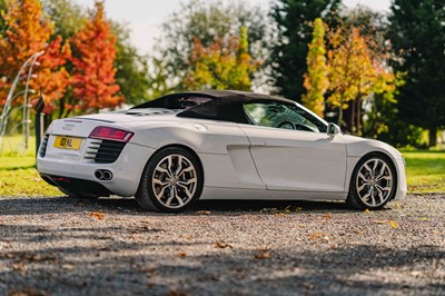 Lot 36 - 2010 Audi R8 Spyder V8