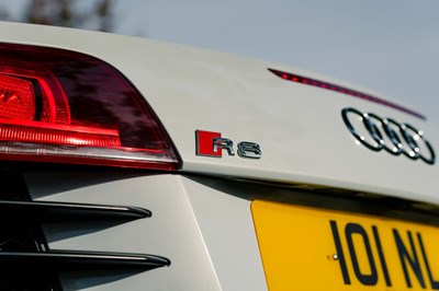 Lot 36 - 2010 Audi R8 Spyder V8