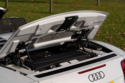 Lot 36 - 2010 Audi R8 Spyder V8