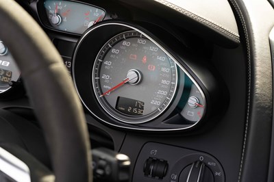 Lot 36 - 2010 Audi R8 Spyder V8