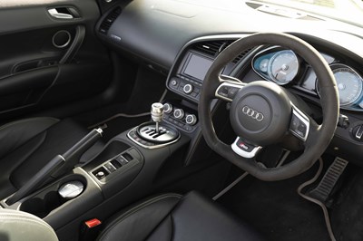 Lot 36 - 2010 Audi R8 Spyder V8