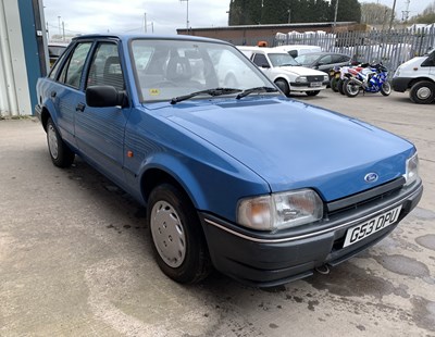 Lot 56 - 1990 Ford Escort 1.3 Popular