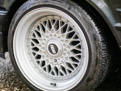 Lot 7 - 1990 BMW 318i Lux