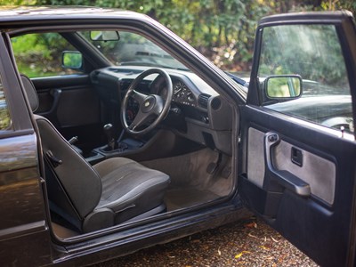 Lot 7 - 1990 BMW 318i Lux