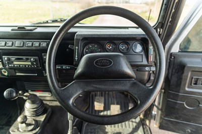 Lot 96 - 2004 Land Rover Defender 90 TD5