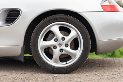 Lot 41 - 2001 Porsche Boxster