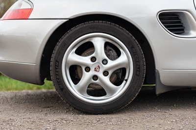 Lot 41 - 2001 Porsche Boxster