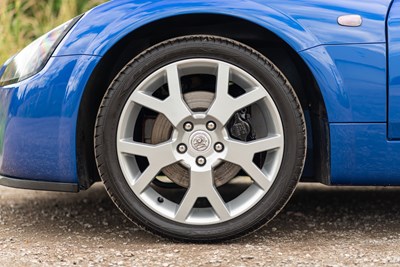 Lot 46 - 2004 Vauxhall VX220 Turbo