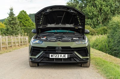 Lot 76 - 2023 Lamborghini Urus Perfomante