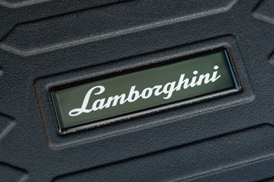 Lot 76 - 2023 Lamborghini Urus Perfomante