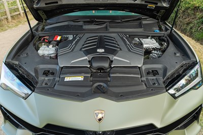 Lot 76 - 2023 Lamborghini Urus Perfomante