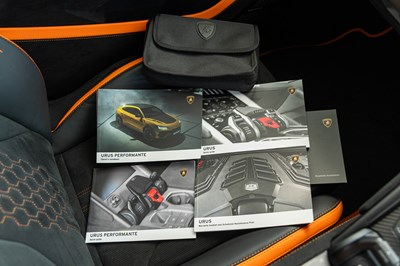 Lot 76 - 2023 Lamborghini Urus Perfomante