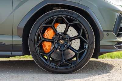 Lot 76 - 2023 Lamborghini Urus Perfomante