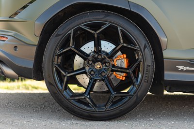 Lot 76 - 2023 Lamborghini Urus Perfomante