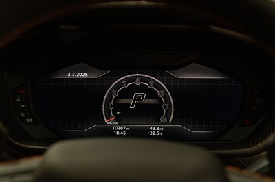 Lot 76 - 2023 Lamborghini Urus Perfomante