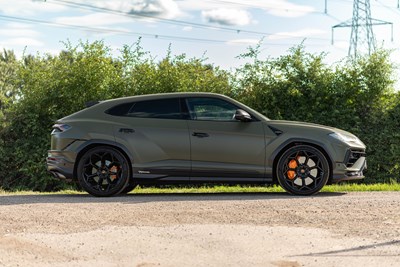 Lot 76 - 2023 Lamborghini Urus Perfomante