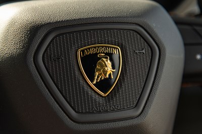 Lot 76 - 2023 Lamborghini Urus Perfomante