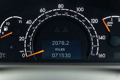 Lot 60 - 2000 Mercedes CL500