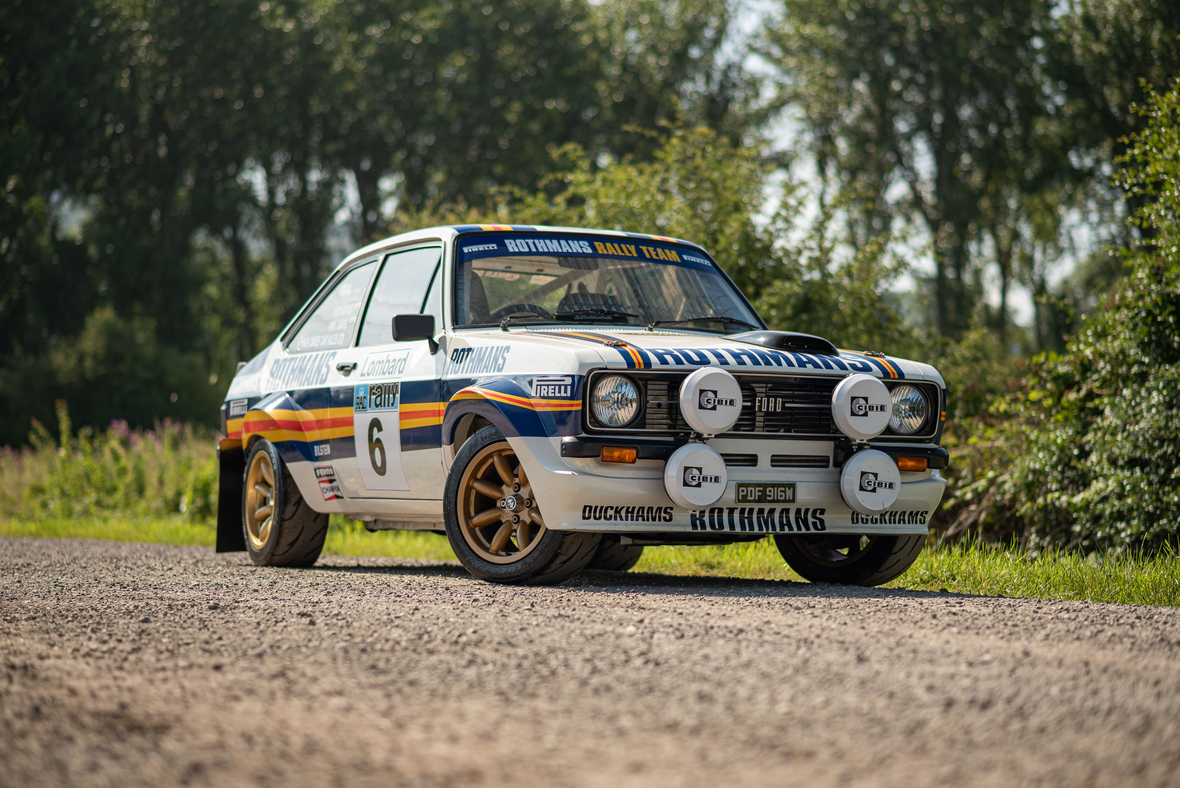 DIRENZA 40 Mm SCHWARZ LEGIERUNG RENNKÜHLER RAD FÜR FORD ESCORT MK2