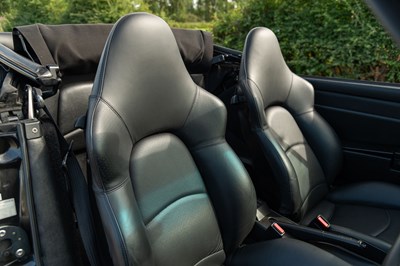 Lot 91 - 1997 Porsche 911 Carrera 2 Cabriolet