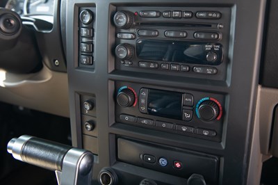Lot 22 - 2005 Hummer H2