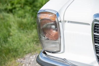 Lot 15 - 1971 Mercedes-Benz 250 CE