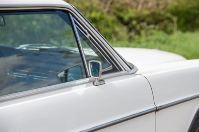 Lot 15 - 1971 Mercedes-Benz 250 CE