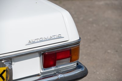 Lot 15 - 1971 Mercedes-Benz 250 CE