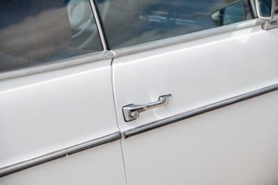 Lot 15 - 1971 Mercedes-Benz 250 CE