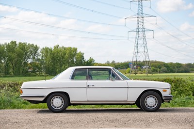 Lot 15 - 1971 Mercedes-Benz 250 CE