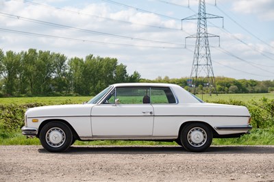Lot 15 - 1971 Mercedes-Benz 250 CE
