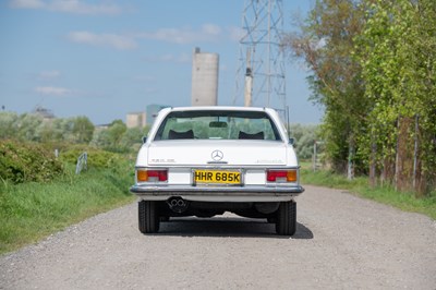 Lot 15 - 1971 Mercedes-Benz 250 CE
