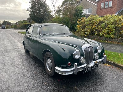 Lot 88 - 1963 Daimler V8-250
