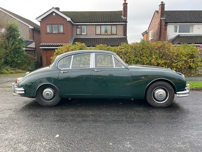 Lot 88 - 1963 Daimler V8-250
