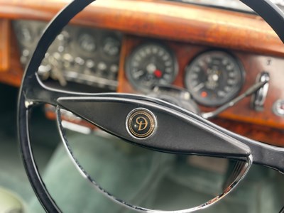 Lot 88 - 1963 Daimler V8-250