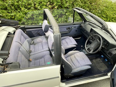 Lot 43 - 1986 Volkswagen Golf GTi Christmas Cabriolet