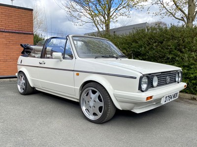 Lot 43 - 1986 Volkswagen Golf GTi Christmas Cabriolet