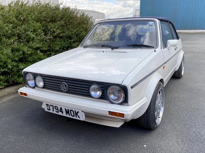 Lot 43 - 1986 Volkswagen Golf GTi Christmas Cabriolet