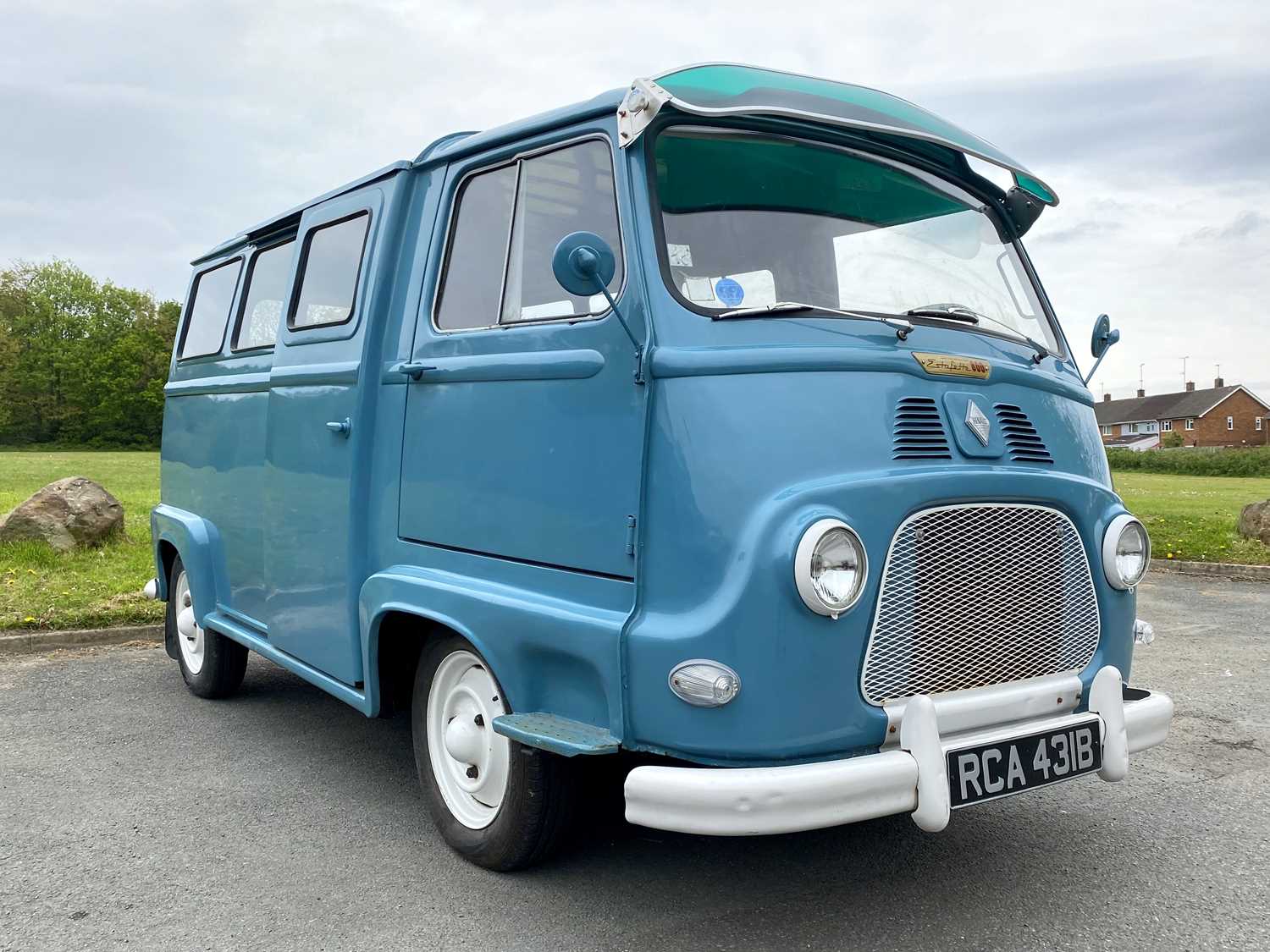 Lot 63 - 1964 Renault Estafette