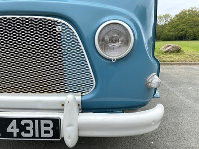 Lot 63 - 1964 Renault Estafette