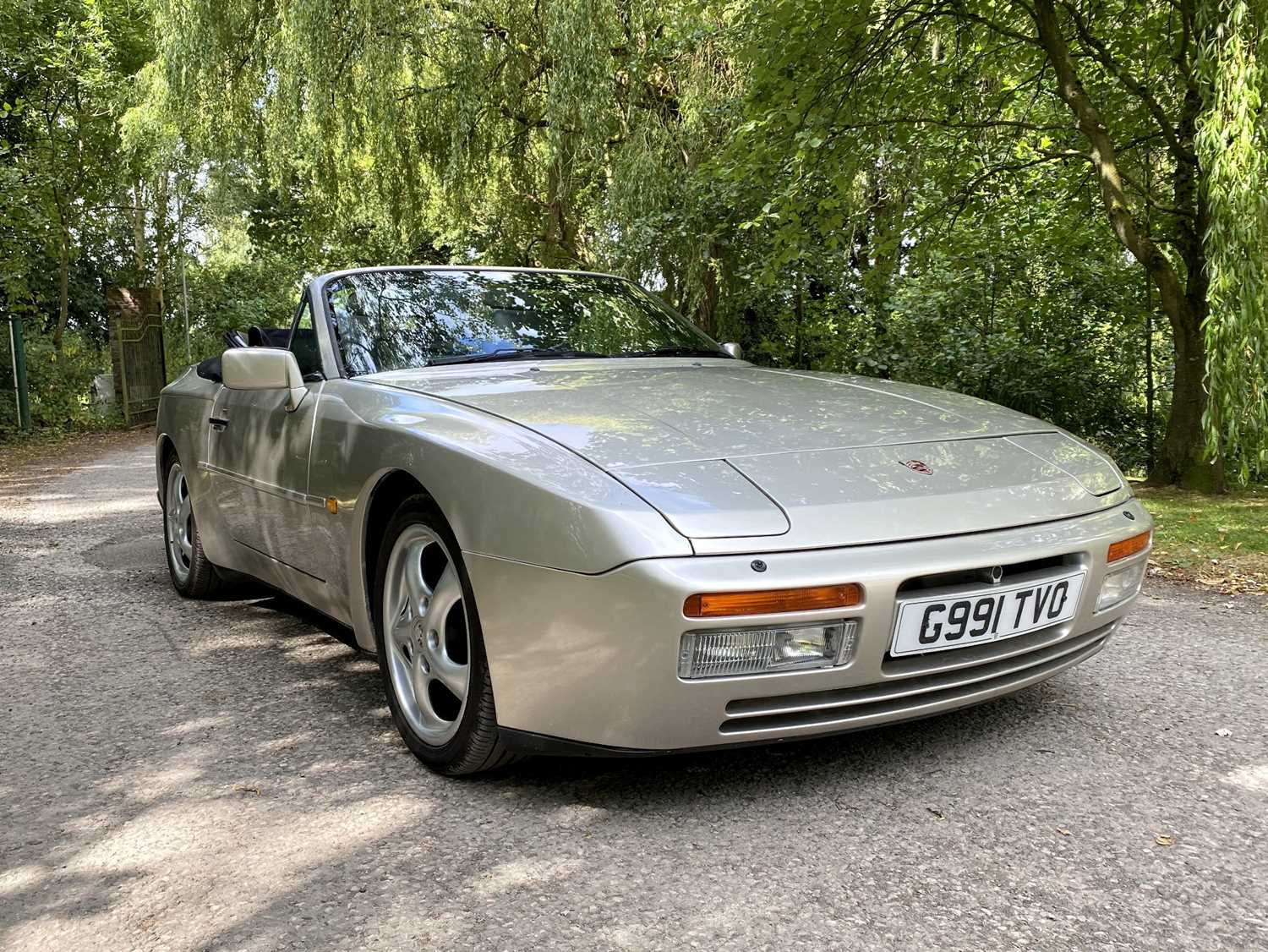 Lot 18 - 1989 Porsche 944 S2 Cabriolet