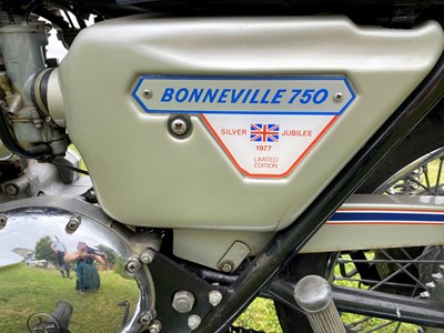 Lot 76 - 1978 Triumph T140V Bonneville Silver Jubilee